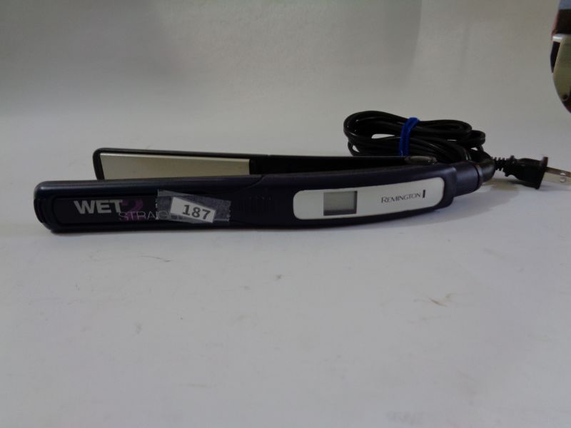 PLANCHA ALISADORA REMINGTON WET 2