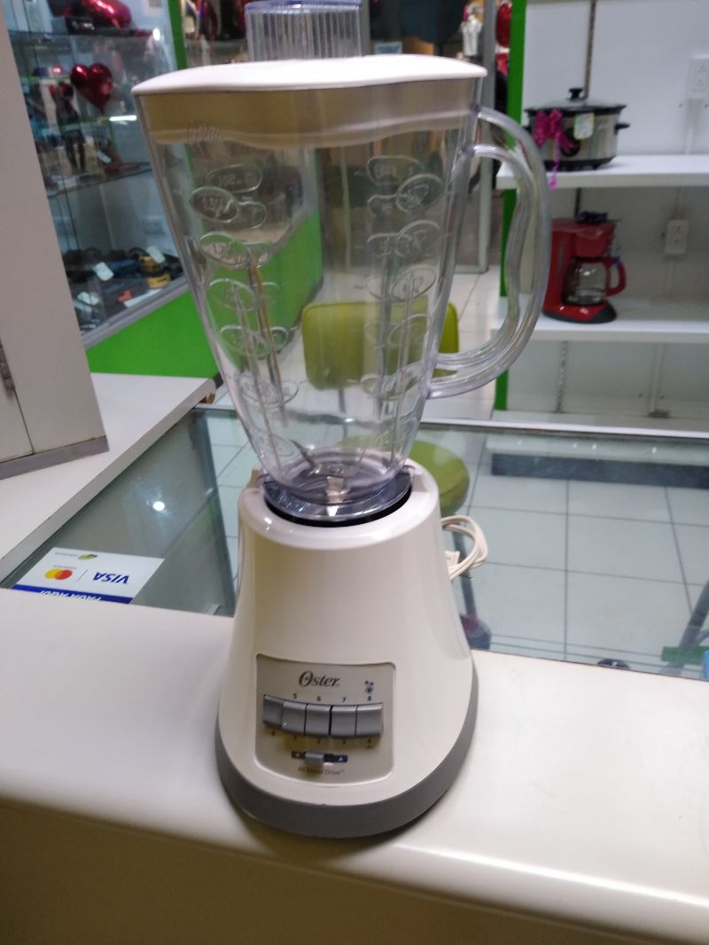 LICUADORA OSTER 