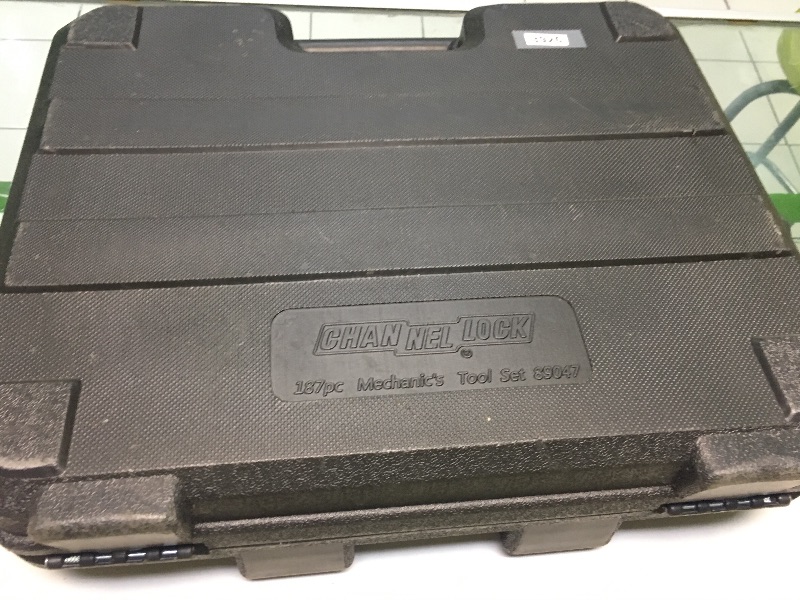 CAJA DE HERRAMIENTAS VARIAS Channellock Professional Mechanic's Tool Set