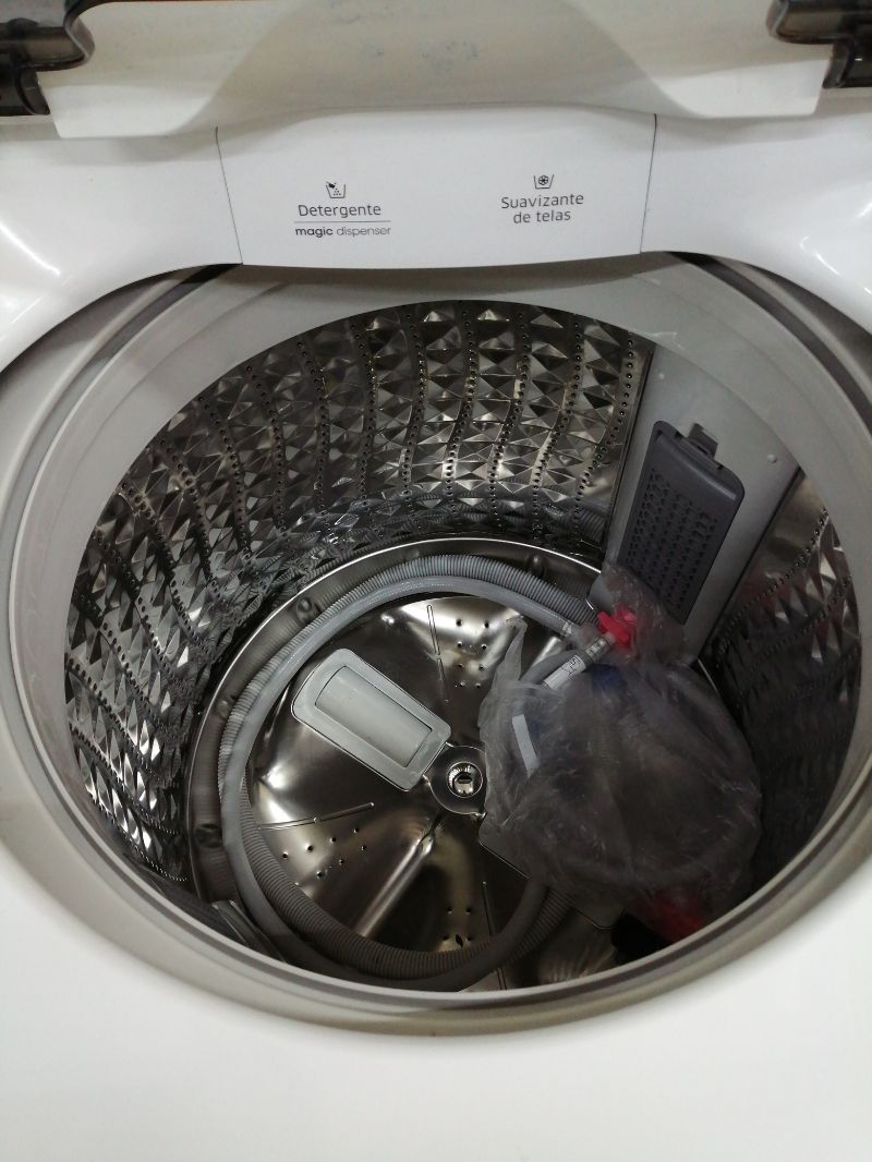 LINEA BLANCA 