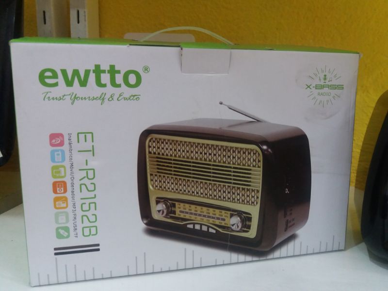 BOCINA TIPO RADIO 